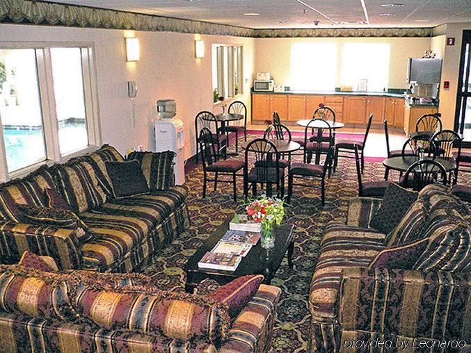 Scottish Inns & Suites - North Hershey Гаррисберг Экстерьер фото